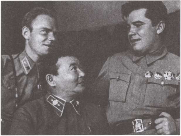 Иллюстрация к книге — Асы против асов. В борьбе за небесное господство. 1941–1945 [i_027.jpg]