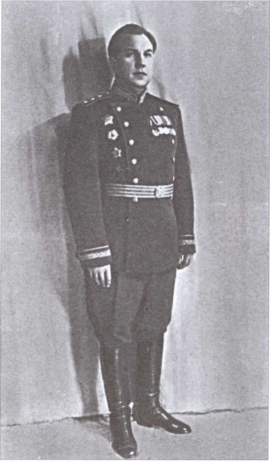 Иллюстрация к книге — Генерал Абакумов. Палач или жертва? [i_026.jpg]