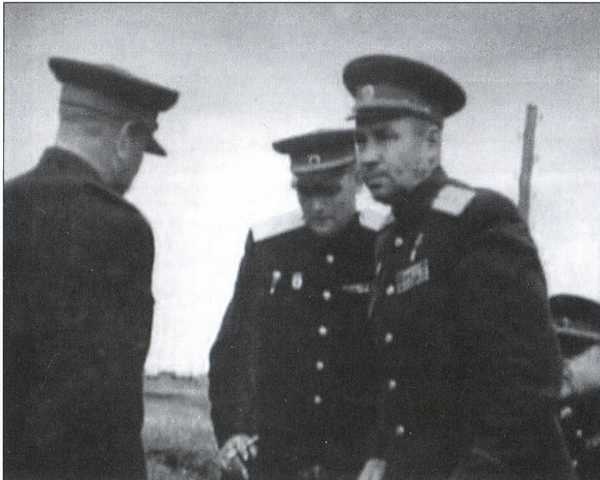 Иллюстрация к книге — Генерал Маргелов [i_018.jpg]