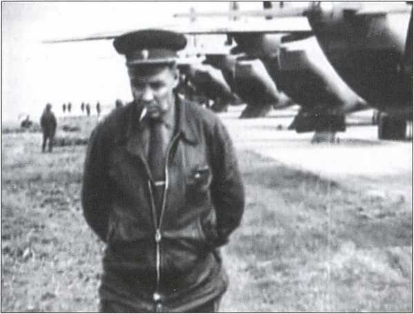 Иллюстрация к книге — Генерал Маргелов [i_024.jpg]