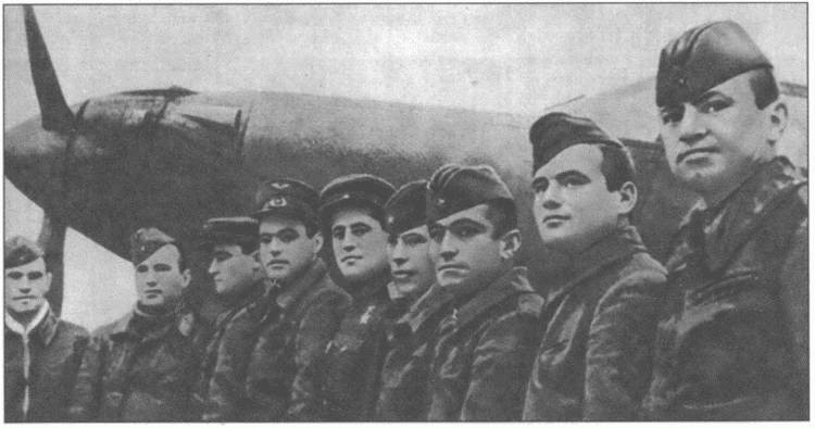 Иллюстрация к книге — Защитники Русского неба. От Нестерова до Гагарина [i_018.jpg]