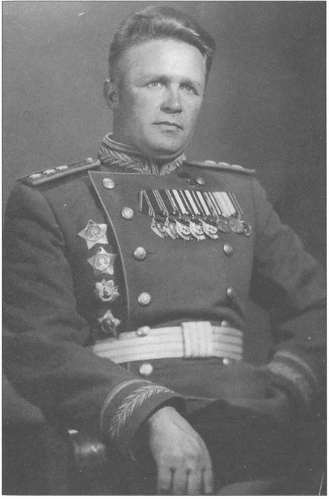 Иллюстрация к книге — Защитники Русского неба. От Нестерова до Гагарина [i_029.jpg]