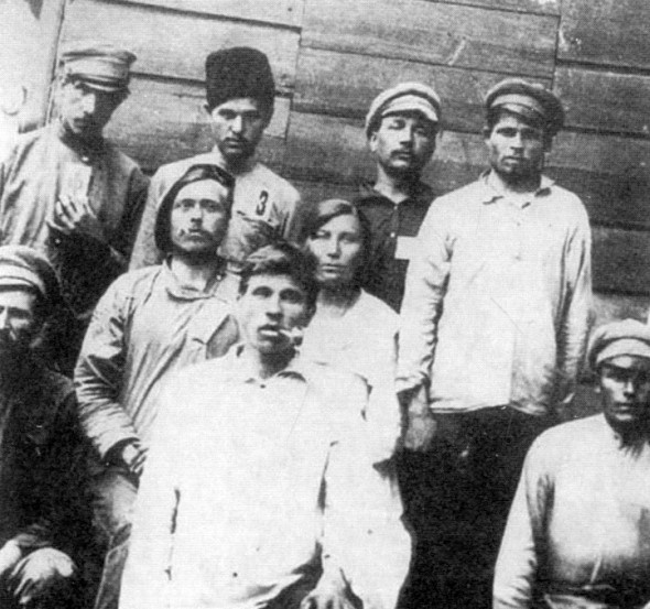 Иллюстрация к книге — Котовский. Робин Гуд революции [i_003.jpg]