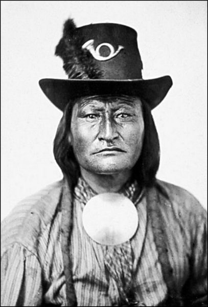 Иллюстрация к книге — Завоевание Дикого Запада. «Хороший индеец – мертвый индеец» [i_074.jpg]