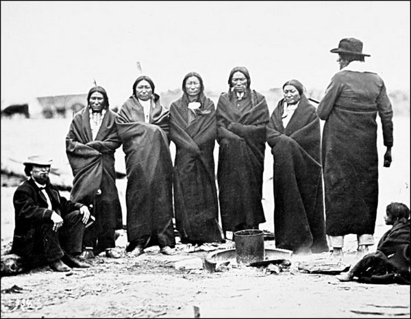 Иллюстрация к книге — Завоевание Дикого Запада. «Хороший индеец – мертвый индеец» [i_135.jpg]