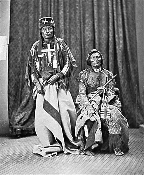 Иллюстрация к книге — Завоевание Дикого Запада. «Хороший индеец – мертвый индеец» [i_237.jpg]