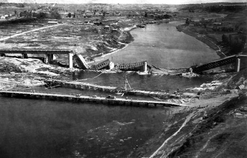 Иллюстрация к книге — Операция «Багратион». «Сталинский блицкриг» в Белоруссии [_327.jpg]