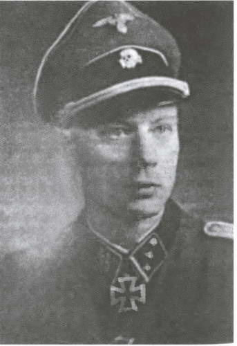 Иллюстрация к книге — «Советские немцы» и другие фольксдойче в войсках СС [i_018.jpg]