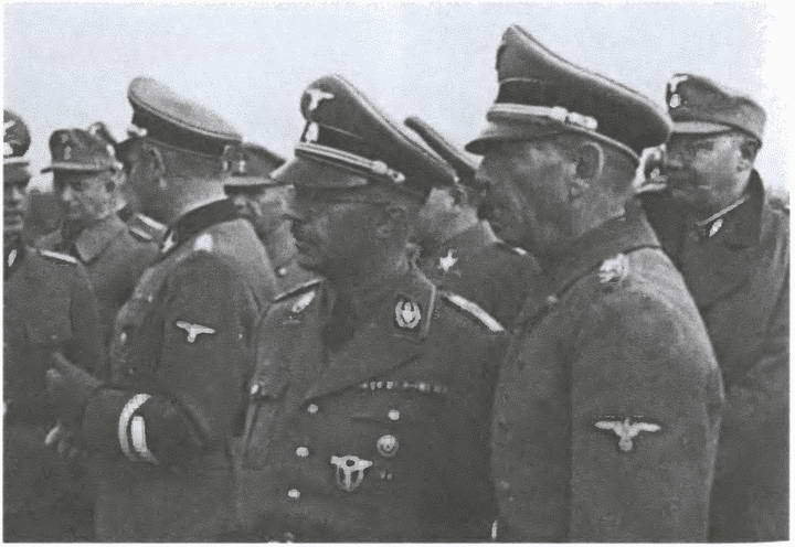 Иллюстрация к книге — «Советские немцы» и другие фольксдойче в войсках СС [i_024.jpg]