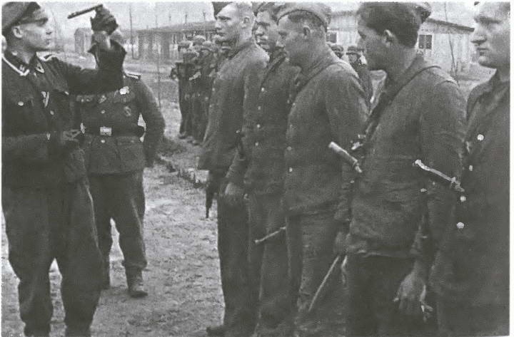 Иллюстрация к книге — «Советские немцы» и другие фольксдойче в войсках СС [i_062.jpg]