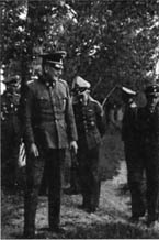 Иллюстрация к книге — 10-я танковая дивизия СС &quot;Фрундсберг&quot; [p009.jpg]