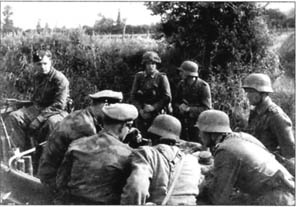 Иллюстрация к книге — 10-я танковая дивизия СС &quot;Фрундсберг&quot; [p073.jpg]