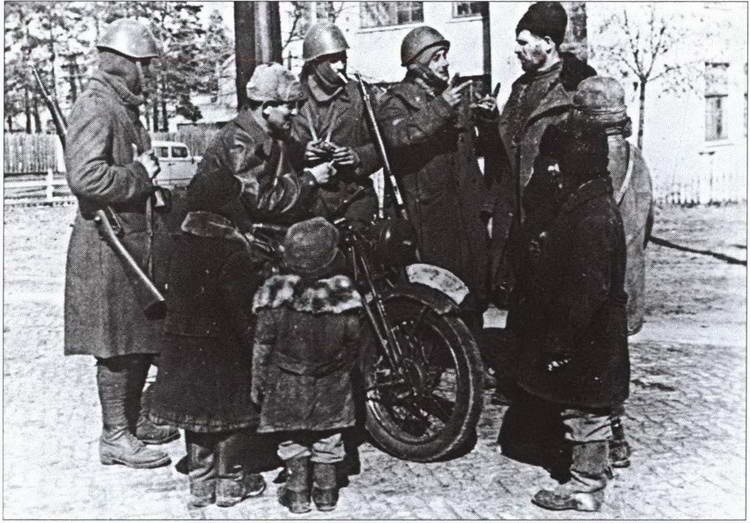 Иллюстрация к книге — Кто помогал Гитлеру? Европа в войне против Советского Союза [i_039.jpg]