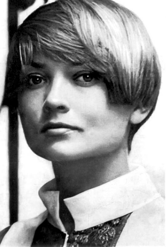 Иллюстрация к книге — Театр абсурда. Во что превратили Россию [i_023.jpg]