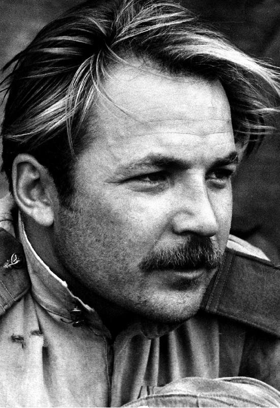 Иллюстрация к книге — Театр абсурда. Во что превратили Россию [i_044.jpg]