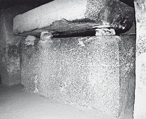 Иллюстрация к книге — Первое чудо света. Как и для чего были построены египетские пирамиды [i_025.jpg]