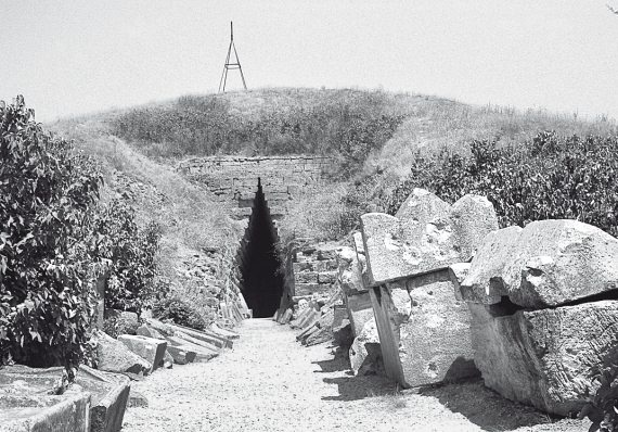 Иллюстрация к книге — Первое чудо света. Как и для чего были построены египетские пирамиды [i_060.jpg]