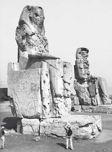 Иллюстрация к книге — Первое чудо света. Как и для чего были построены египетские пирамиды [i_105.jpg]