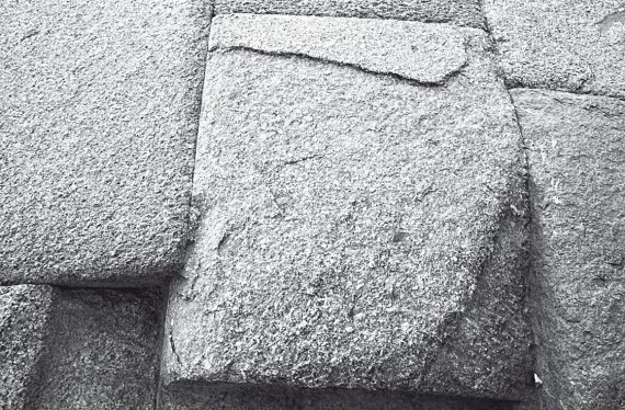 Иллюстрация к книге — Первое чудо света. Как и для чего были построены египетские пирамиды [i_147.jpg]