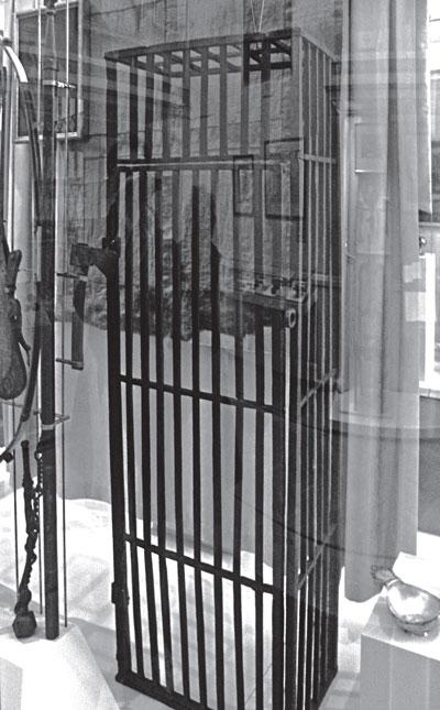 Иллюстрация к книге — Пугачев и Суворов. Тайна сибирско-американской истории [i_076.jpg]