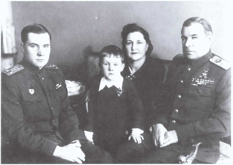 Иллюстрация к книге — Маршал Говоров [i_012.jpg]