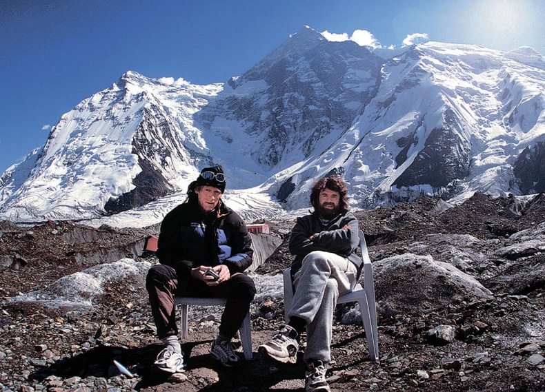 Иллюстрация к книге — Эверест. Смертельное восхождение [i_005.jpg]