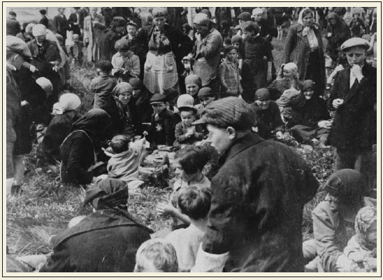 Иллюстрация к книге — Свитки из пепла [i_100.jpg]