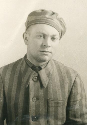 Иллюстрация к книге — Свитки из пепла [i_131.jpg]