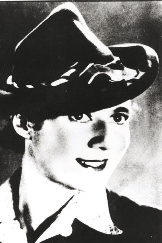 Иллюстрация к книге — Свитки из пепла [i_141.jpg]