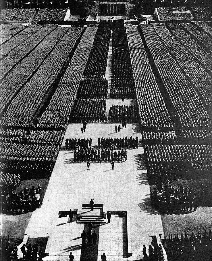 Иллюстрация к книге — Зубы дракона. Мои 30-е годы [i_057.jpg]