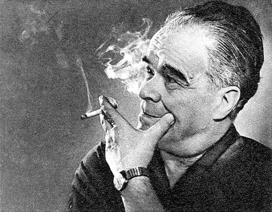 Иллюстрация к книге — Зубы дракона. Мои 30-е годы [i_140.jpg]