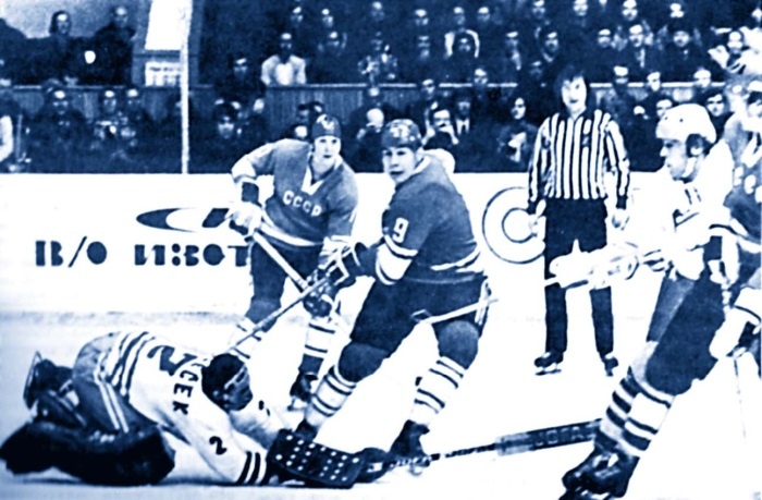 Иллюстрация к книге — Анатолий Тарасов. Битва железных тренеров [Autogen_eBook_id33.jpg]