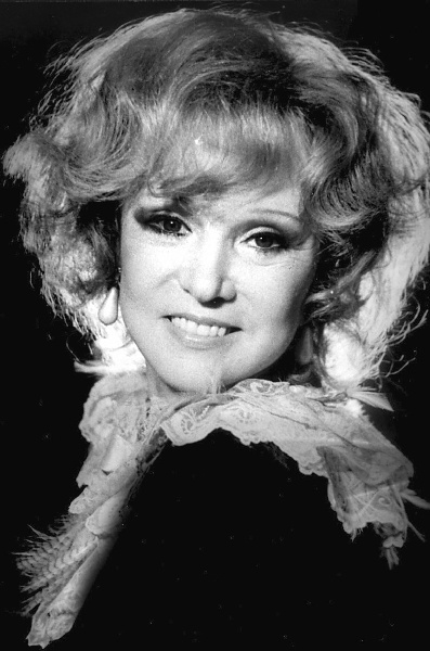 Иллюстрация к книге — Людмила Гурченко. Я - Актриса! [i_001.jpg]