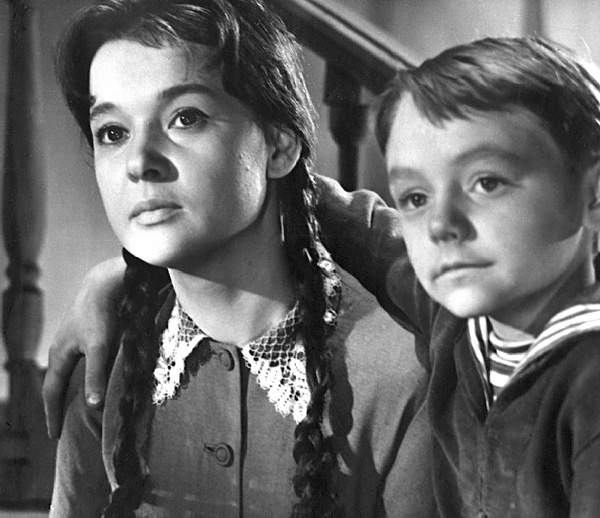 Иллюстрация к книге — Людмила Гурченко. Я - Актриса! [i_032.jpg]