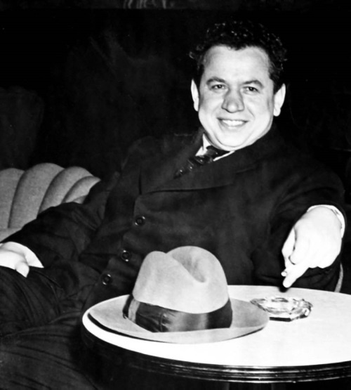 Иллюстрация к книге — Сергей Круглов. Два десятилетия в руководстве органов госбезопасности и внутренних дел СССР [i_033.jpg]