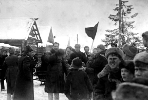 Иллюстрация к книге — Сергей Круглов. Два десятилетия в руководстве органов госбезопасности и внутренних дел СССР [i_042.jpg]