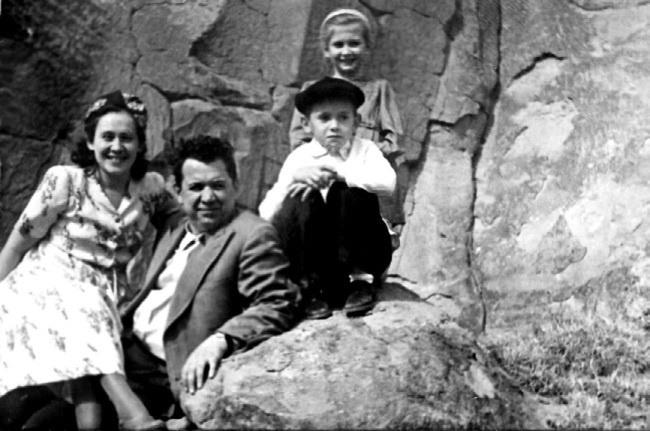 Иллюстрация к книге — Сергей Круглов. Два десятилетия в руководстве органов госбезопасности и внутренних дел СССР [i_046.jpg]