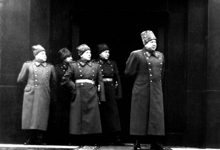 Иллюстрация к книге — Сергей Круглов. Два десятилетия в руководстве органов госбезопасности и внутренних дел СССР [i_060.jpg]