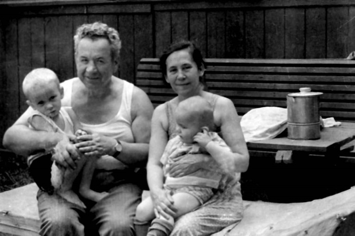 Иллюстрация к книге — Сергей Круглов. Два десятилетия в руководстве органов госбезопасности и внутренних дел СССР [i_075.jpg]