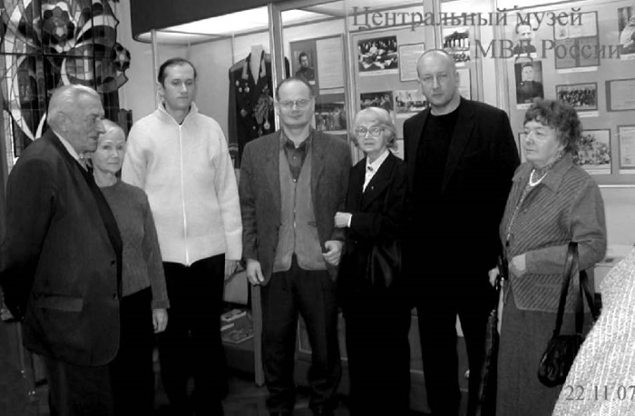 Иллюстрация к книге — Сергей Круглов. Два десятилетия в руководстве органов госбезопасности и внутренних дел СССР [i_083.jpg]