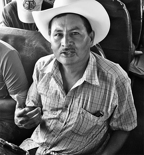 Иллюстрация к книге — Страна джунглей. В поисках мертвого города [i_013.jpg]