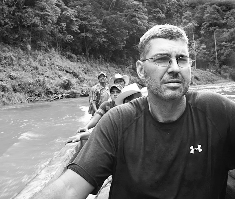 Иллюстрация к книге — Страна джунглей. В поисках мертвого города [i_015.jpg]