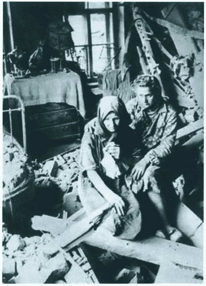 Иллюстрация к книге — Повседневная жизнь блокадного Ленинграда [i_020.jpg]