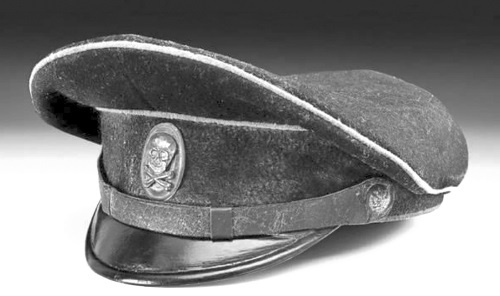 Иллюстрация к книге — Крах Великой империи. Загадочная история самой крупной геополитической катастрофы [i_008.jpg]