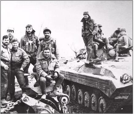 Иллюстрация к книге — Вернуться живым [b00003067.jpg]