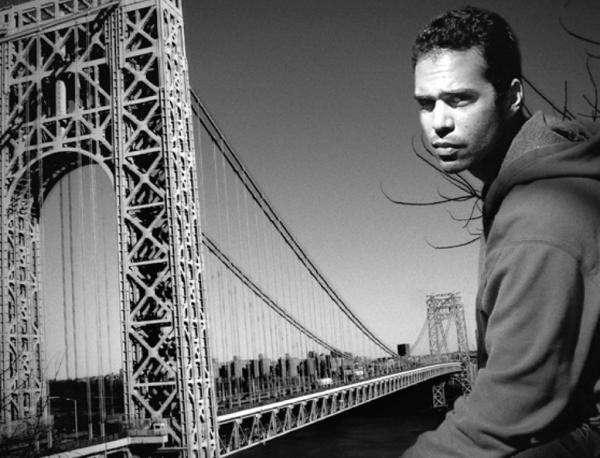 Иллюстрация к книге — Фейкбук. Реальная история, основанная на настоящей лжи [i_001.jpg]