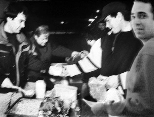 Иллюстрация к книге — Фейкбук. Реальная история, основанная на настоящей лжи [i_029.jpg]