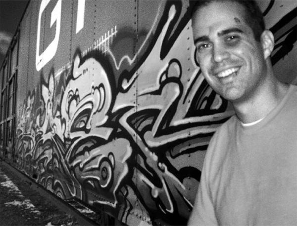 Иллюстрация к книге — Фейкбук. Реальная история, основанная на настоящей лжи [i_032.jpg]