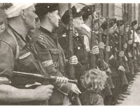 Иллюстрация к книге — "Штрафники" СС. Зондеркоманда "Дирлевангер" [i_052.jpg]