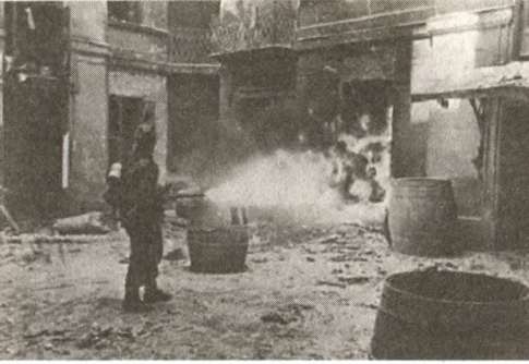 Иллюстрация к книге — "Штрафники" СС. Зондеркоманда "Дирлевангер" [i_062.jpg]